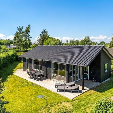 Feriehus Vaeinoe - 200m From The Sea By Interhome *